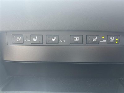 2024 Lexus ES — миниатюра 18