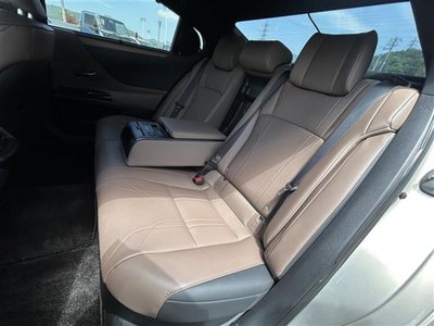 2024 Lexus ES — миниатюра 38
