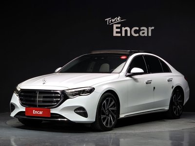 MERCEDES-BENZ E-CLASS - 1