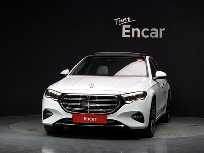 MERCEDES-BENZ E-CLASS - 2