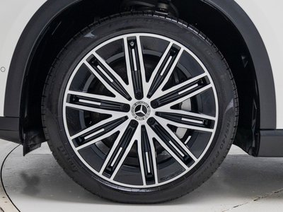 MERCEDES-BENZ EQE - 6