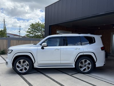 2026 Toyota LAND CRUISER 300 — миниатюра 4