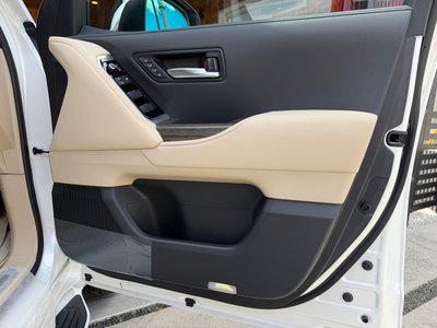2026 Toyota LAND CRUISER 300 — миниатюра 23