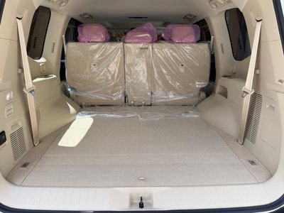 2026 Toyota LAND CRUISER 300 — миниатюра 25