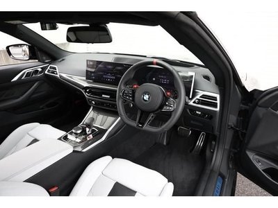 2026 BMW M4 照片 3
