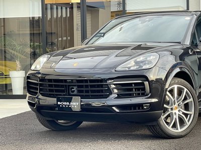 PORSCHE CAYENNE - 9