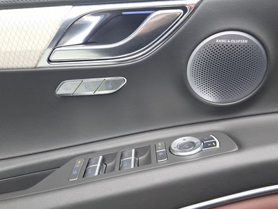 2024 Genesis GV80 — миниатюра 28