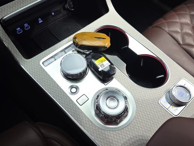 2024 Genesis GV80 — миниатюра 12