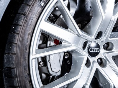 2017 AUDI RS6 AVANT — миниатюра 25