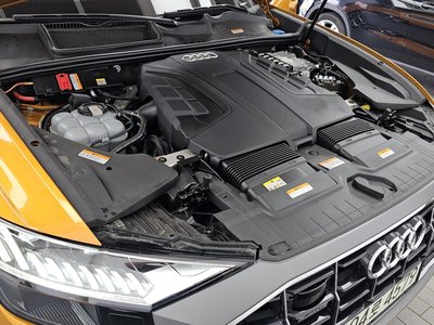 AUDI Q8 - 7