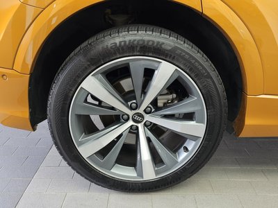 AUDI Q8 - 6