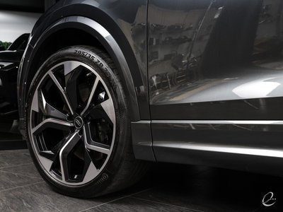 صورة مصغرة 44 لـ 2024 AUDI RS Q8