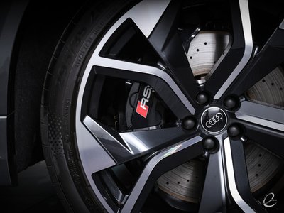 صورة مصغرة 31 لـ 2024 AUDI RS Q8