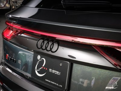 صورة مصغرة 53 لـ 2024 AUDI RS Q8