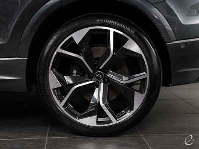صورة مصغرة 42 لـ 2024 AUDI RS Q8