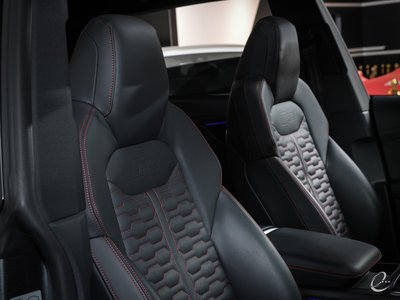 صورة مصغرة 70 لـ 2024 AUDI RS Q8