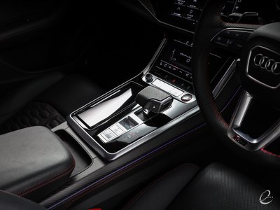 2024 AUDI RS Q8 — фото 10
