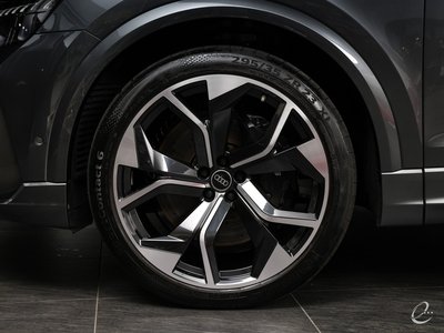 صورة مصغرة 41 لـ 2024 AUDI RS Q8