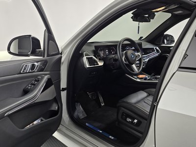 صورة 10 لـ 2025 BMW X5