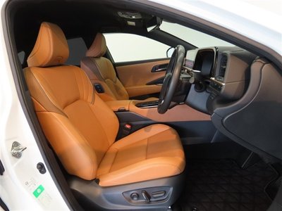 TOYOTA CROWN SPORT - 10