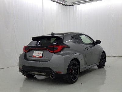 TOYOTA GR YARIS - 6