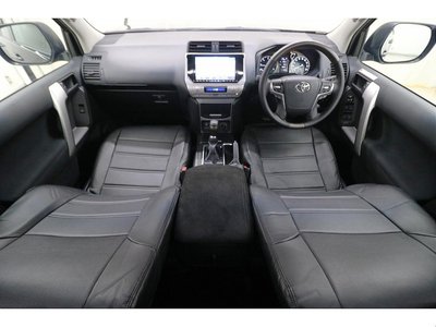 TOYOTA LAND CRUISER PRADO - 2