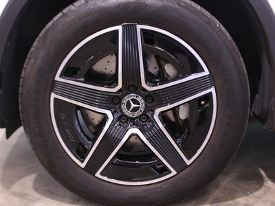MERCEDES-BENZ GLC - 10