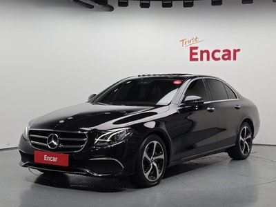 MERCEDES-BENZ E-CLASS - 1