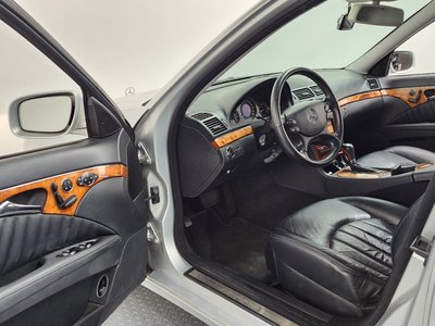 MERCEDES-BENZ E-CLASS - 10