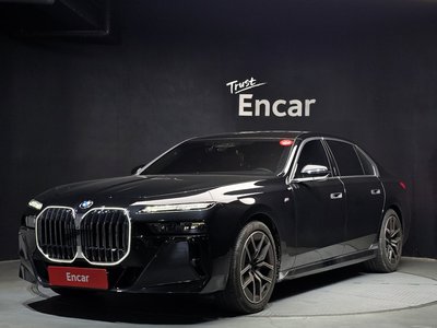 BMW 7 SERIES