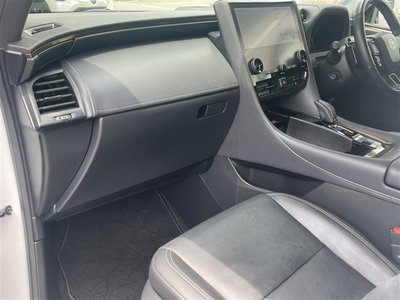 2025 Toyota ALPHARD thumbnail 12