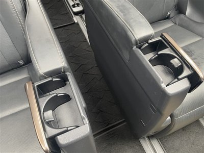 2025 Toyota ALPHARD thumbnail 38