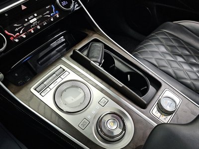 GENESIS GV80 - 9