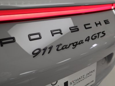 PORSCHE 911 - 10