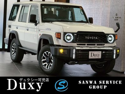 TOYOTA LAND CRUISER 70 - 1