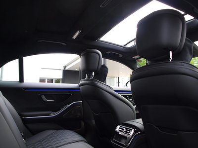 2025 Mercedes-BENZ S-CLASS — миниатюра 32