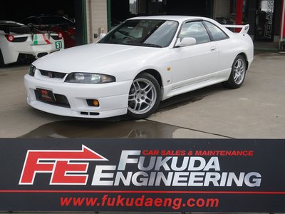 NISSAN SKYLINE GT-R - 1