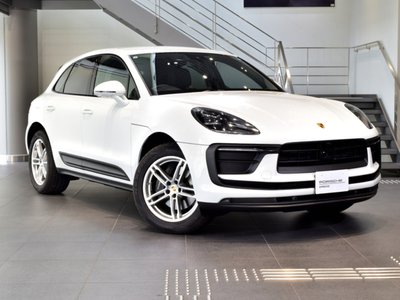 PORSCHE MACAN - 7