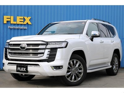 TOYOTA LAND CRUISER 300