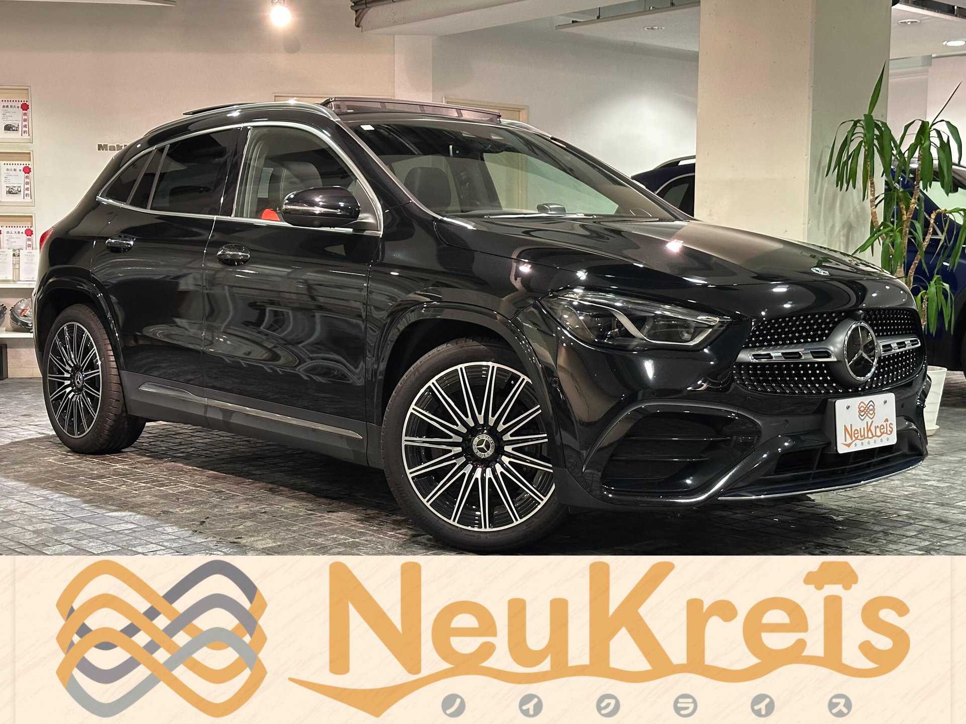 MERCEDES-BENZ GLA - View 1