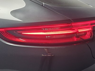صورة 10 لـ 2018 Porsche PANAMERA