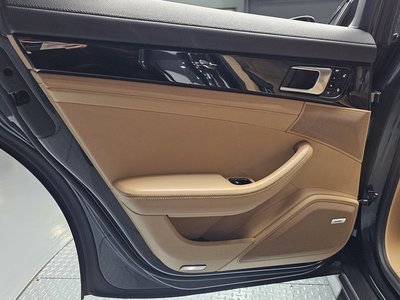 2018 Porsche PANAMERA 缩略图 15