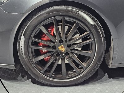 صورة 6 لـ 2018 Porsche PANAMERA