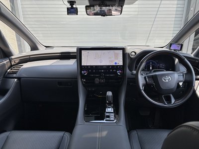 صورة 10 لـ 2024 Toyota VELLFIRE