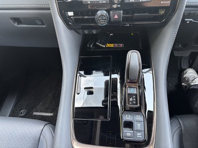 صورة مصغرة 13 لـ 2024 Toyota VELLFIRE