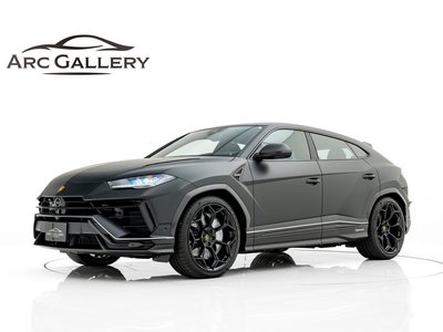LAMBORGHINI URUS - 1