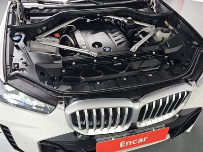 2025 BMW X5 photo 7