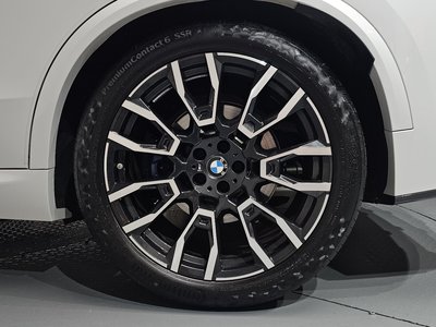 2025 BMW X5 photo 8