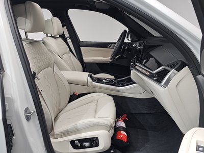 2025 BMW X5 缩略图 17