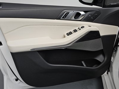 2025 BMW X5 缩略图 14